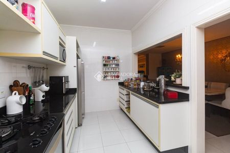 Casa com 3 quartos e 297m² para alugar em Jardim Itu, Porto Alegre. - Photo 4