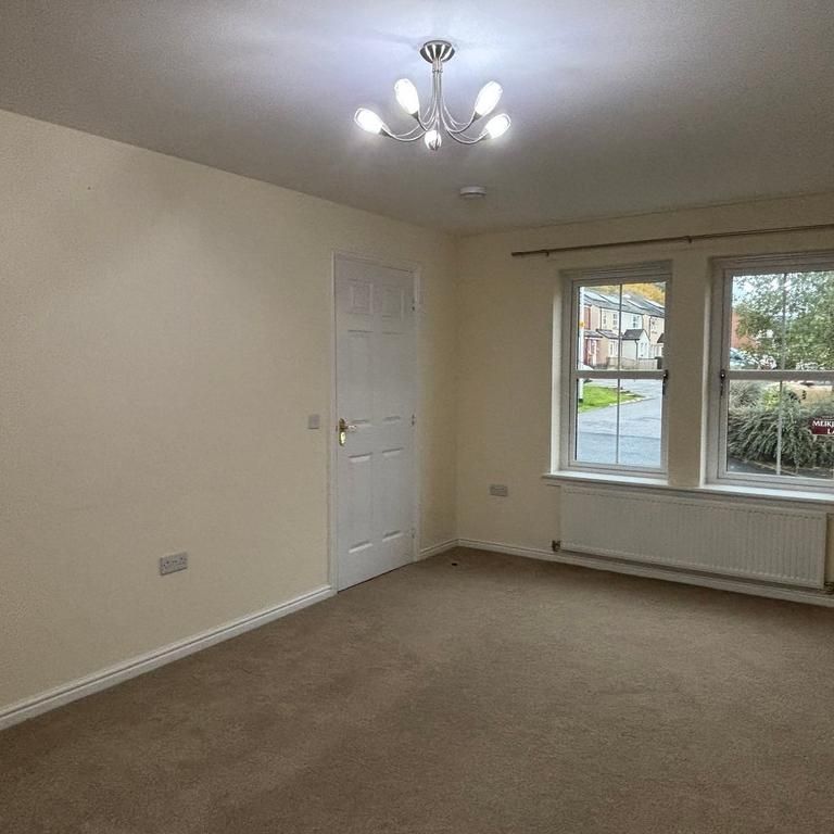 5 bedroom detached house to rent - Photo 1