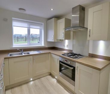 2 bedroom semi-detached house to rent - Photo 5