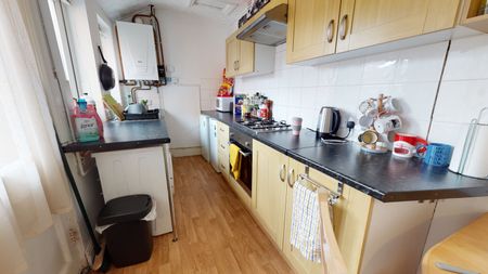 Two Bedroom House - Peel Street, Lincoln - Photo 3