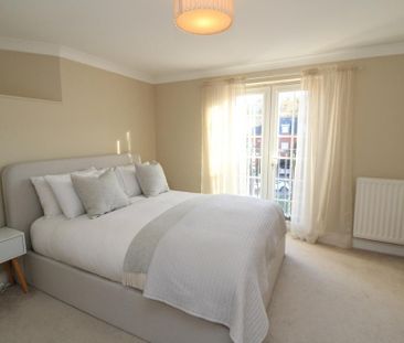 2 bedroom apartment to rent - Photo 4