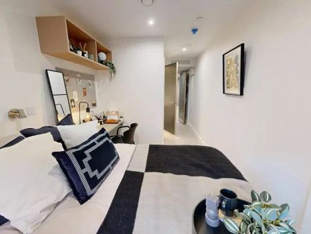 Classic Ensuite (Floors 20-29) - Photo 5