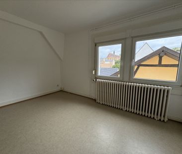 Location Appartement 3 pièces 83m² - Photo 2