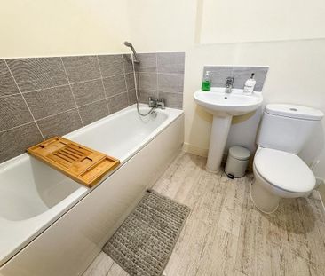 2 bedroom apartment to rent - Photo 6