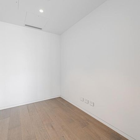 One Sydney Harbour - Stunning High-Level Two Bedroom Apartment For Rent! - Photo 5