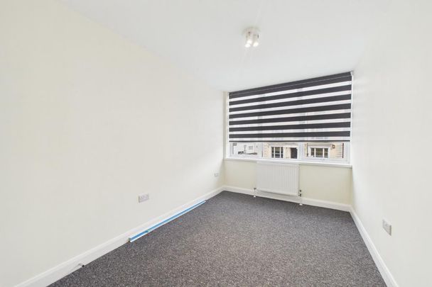 2 bedroom maisonette to rent - Photo 1