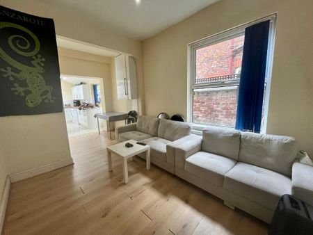 5 bedroom terraced house to rent - Photo 2