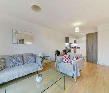 1 bedroom flat to rent - Photo 2