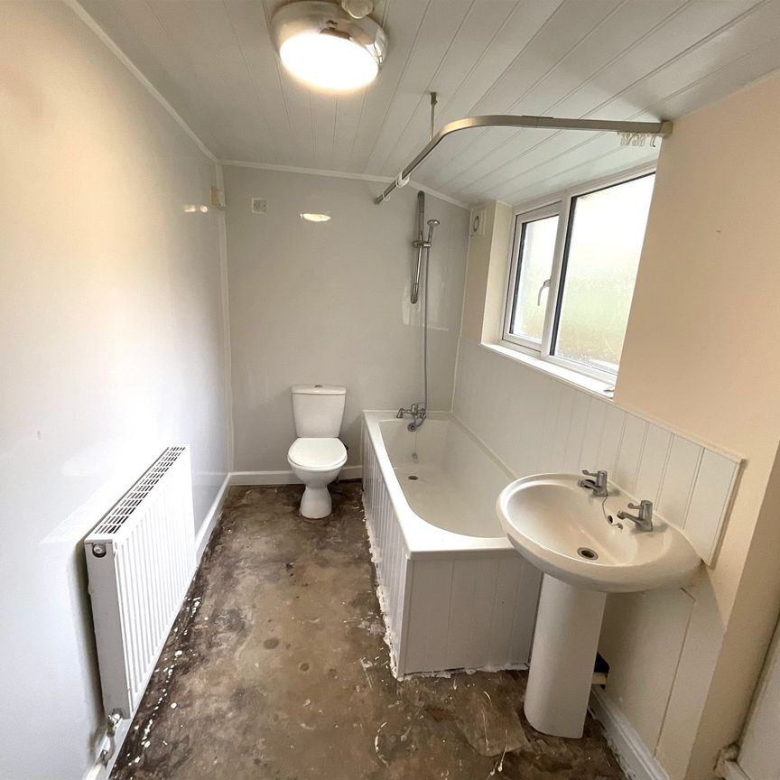 45 Nelson Street, YO12 7SZ, Scarborough - Photo 1