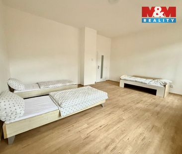 Pronájem bytu 1+1 55 m² - Photo 1