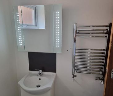 Studio to rent - Photo 6