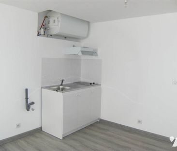 A LOUER APPARTEMENT DE TYPE 2 - DOLE (39100) centre-ville - Photo 4