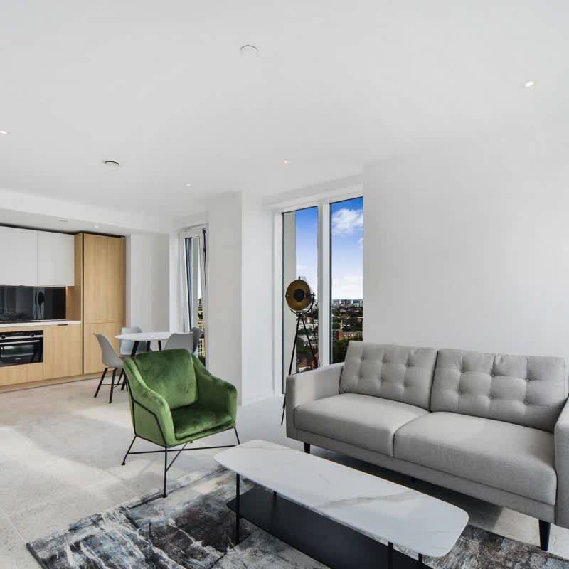 Bouchon Point, Cendal Crescent, E1 - Photo 1