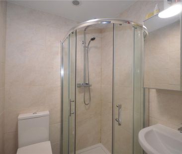 3 bedroom semi-detached house to rent - Photo 6