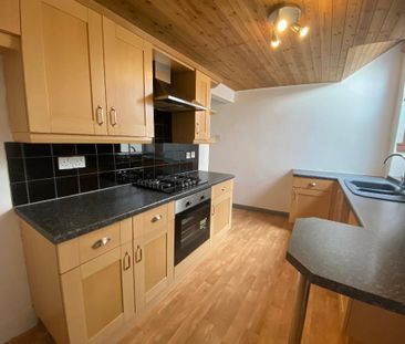 2 bedroom terraced house to rent - Photo 6