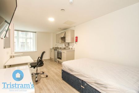1 bed Apartment for Rent - Photo 3