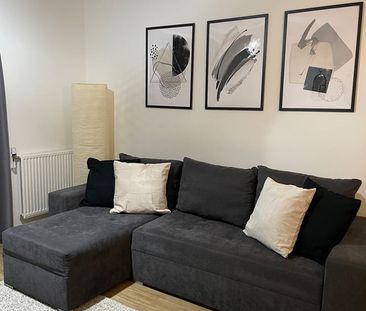 1 Bed Flat, Claret Court, CR0 - Photo 1