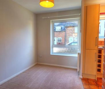 2 BED Terraced House To rent - Photo 3