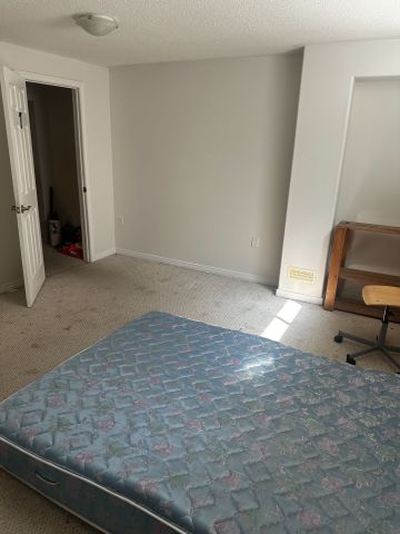 For Lease - 73 Summer Lane Unit# Bsmt Room1, Selwyn, Ontario - Photo 3