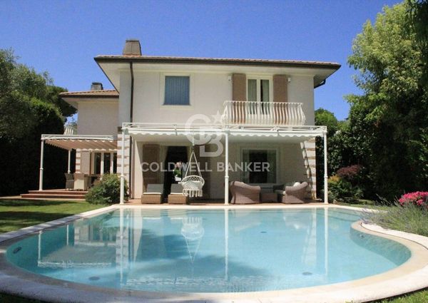 via san camillo, 23, Forte dei Marmi, Tuscany 55042