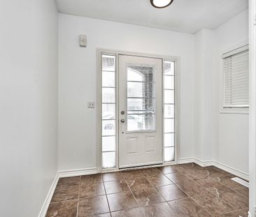 For Lease - 4227 Cole Crescent, Burlington, Ontario - Photo 4