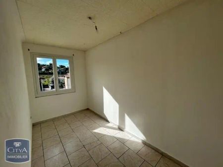 Appartement à louer 4 pièces 68.39m² - Photo 2