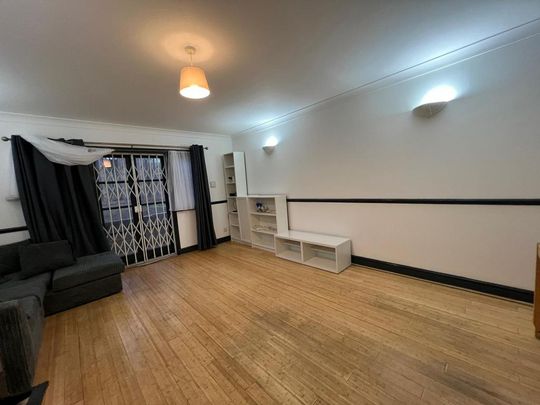 3 bedroom house to rent - Photo 1