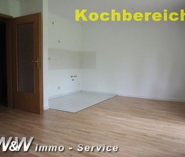 Hübsche 1-Raum Wohnung mit Balkon und Einbauküche ab 01.10.2024 - Photo 2