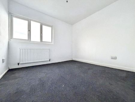 Warwick Place, Peterlee, Durham, SR8 2HA - Photo 3