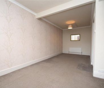 3 bedroom bungalow to rent - Photo 1