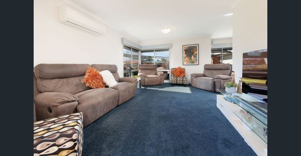 West Wodonga, close to all facilities!! - Photo 1
