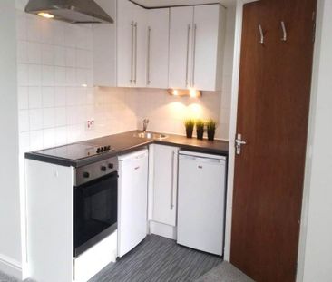 1 bedroom flat to rent - Photo 6