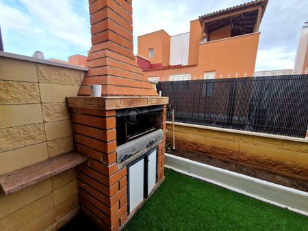2 Bedroom duplex for rental in Llano del Camello - Foto 3