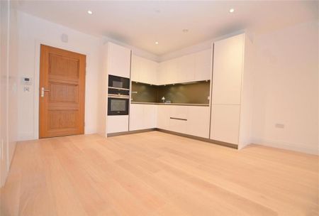 3 bedroom apartment to rent - Photo 3