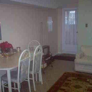 Tired of dumps? Nice furn. room in bright 3 bedroom walkout bsmt-NOW - Photo 4