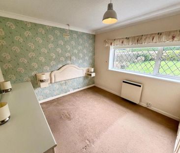 2 bedroom detached bungalow to rent - Photo 5