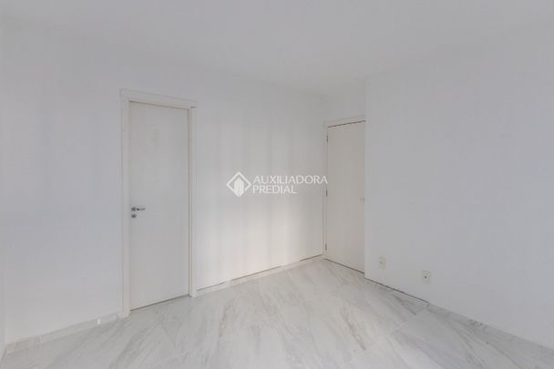 Apartamento com 2 quartos e 61m² para alugar em Marechal Rondon, Canoas. - Photo 1