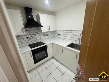 2 bed Flat in 17 Roland Gardens , London, SW7 3PE - Photo 5