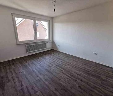 Endlich Zuhause! - schön geschnittene 2-Zi.-Whg. - Photo 2