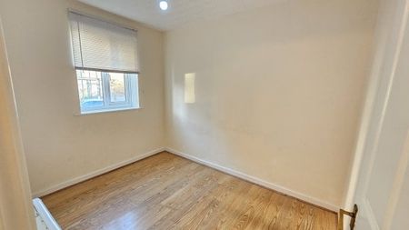 Tiffany Court, Redcliffe Mead Lane, BS1 - Photo 2