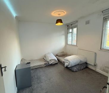 Room in a Shared Flat, Beaufort Park, NW11 - Photo 5