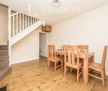 2 bedroom house to rent Fairfax Road, Colchester, CO2 - Photo 4