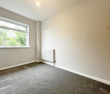 2 bedroom Maisonette to rent - Photo 2