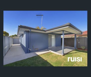 Light-Filled Modern Living with Alfresco Entertaining - Photo 4