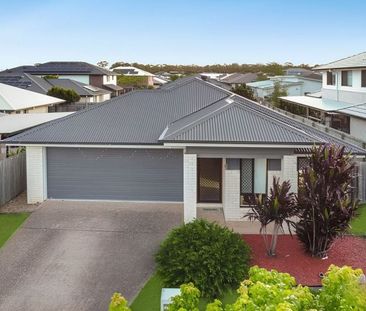 Stylish Family Living in a Prime Mango Hill Location - Photo 4
