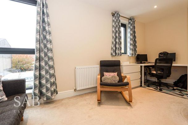 5 bedroom terraced house to rent - Photo 1