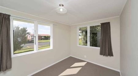 Cozy Home In Great Location - Photo 3