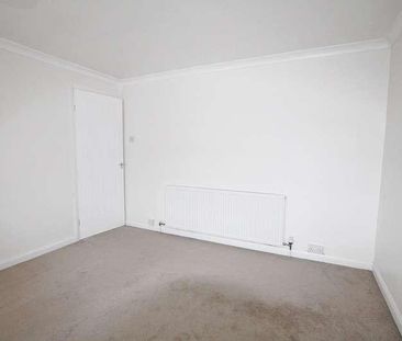 Baron Close, Woolston, WA1 - Photo 5