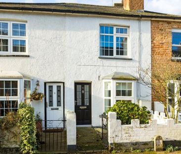 3 bedroom terraced house to rent - Photo 1