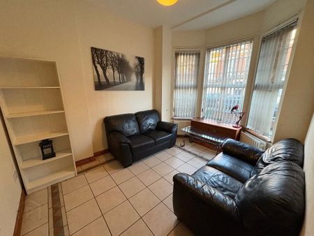 16 Melrose Street, Lisburn Road, Belfast, BT9 7DN - Photo 2